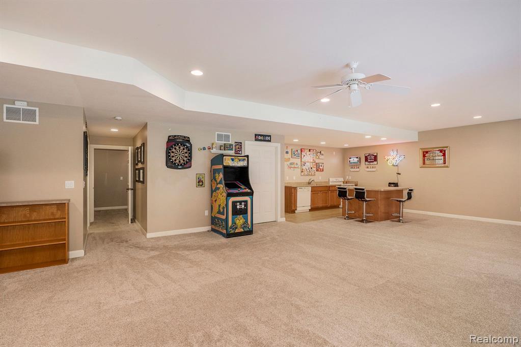 979 SUCHAVA Drive, White Lake, MI — Photo 34