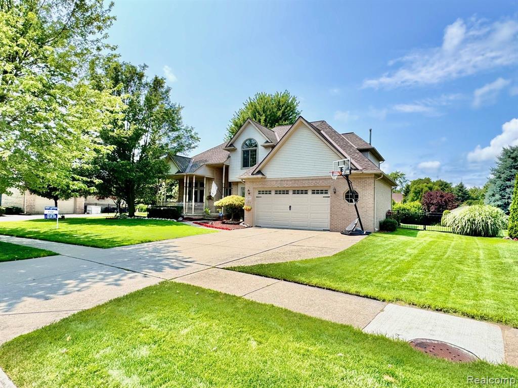 52611 FOREST HILL Drive, Chesterfield, MI 48047 — Photo 3