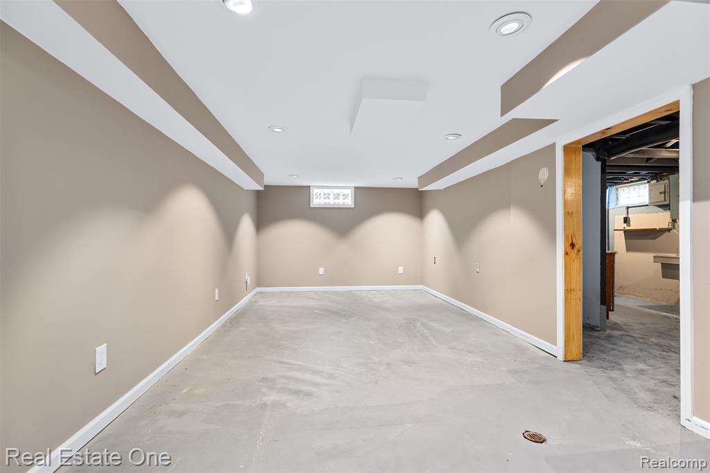 863 Harrison Boulevard, Lincoln Park, MI 48146 — Photo 24