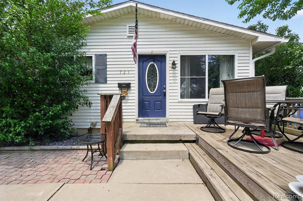 721 Jerome Avenue, Owosso, MI 48867 — Photo 5