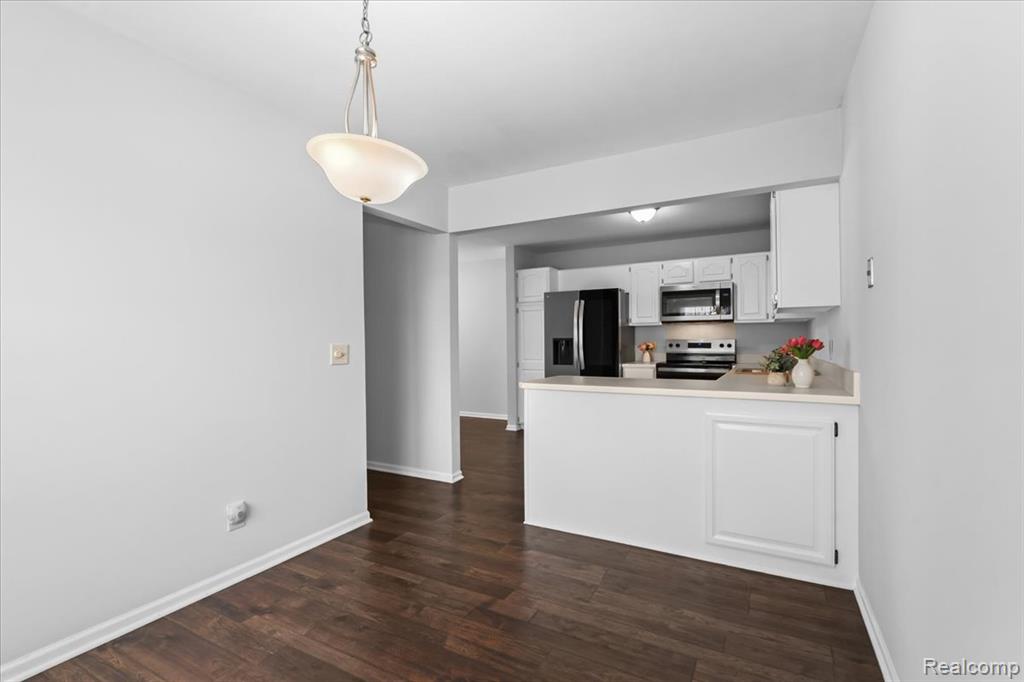 21106 W Glen Haven Circle, Novi, MI 48167 — Photo 15