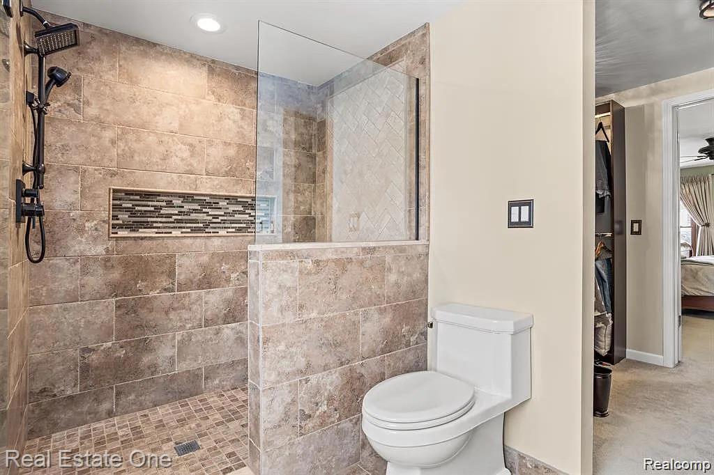 4163 Old Dominion Drive, West Bloomfield, MI 48323 — Photo 37