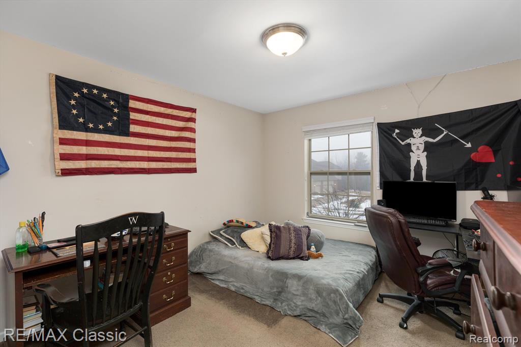52350 FERNDALE Drive, Northville, MI 48167 — Photo 19