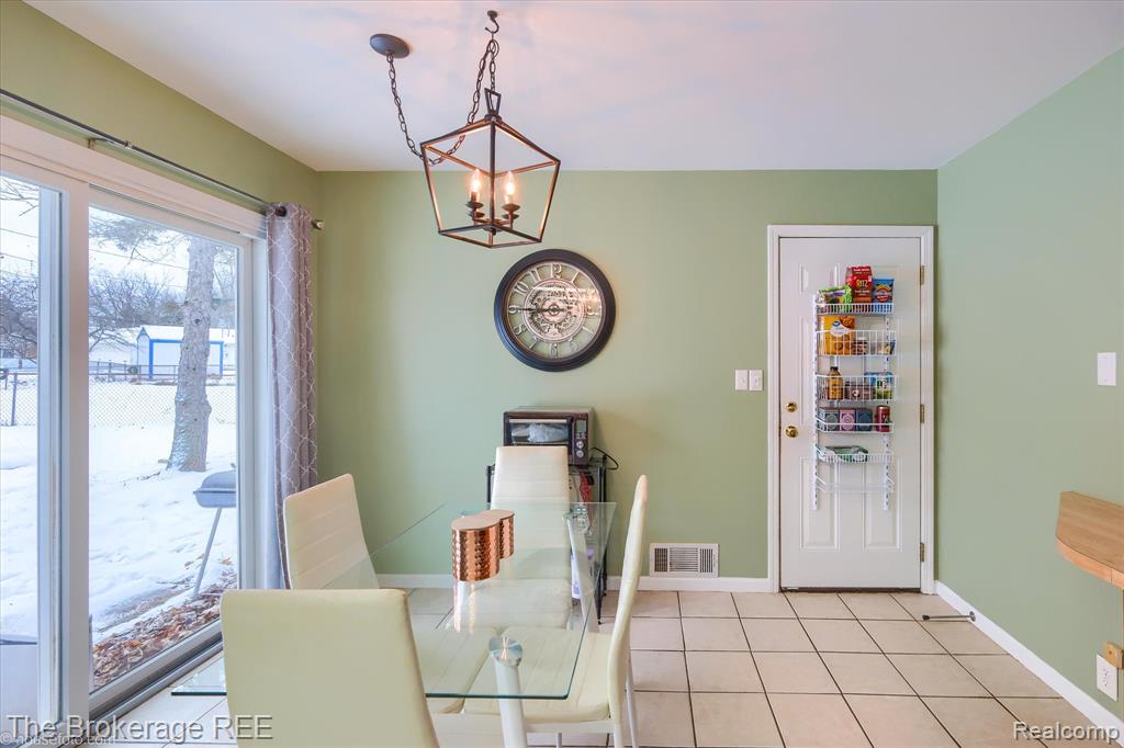 6155 Westdale Drive, Grand Blanc, MI 48439 — Photo 11