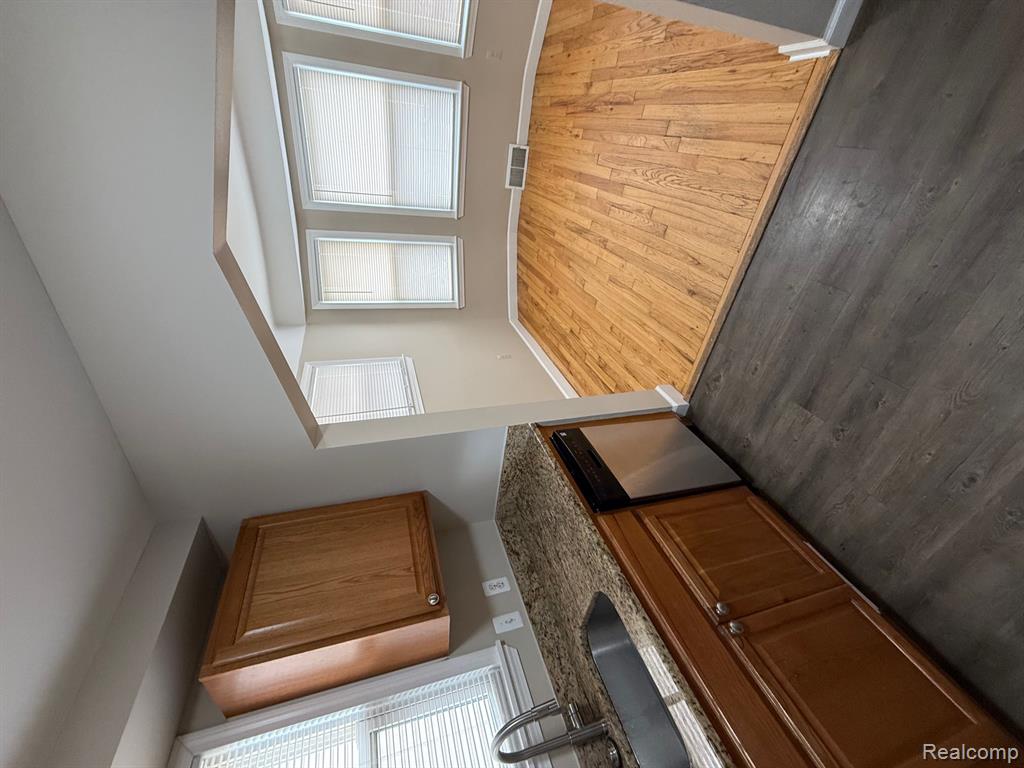 929 PRINCETON Road, Berkley, MI 48072 — Photo 6