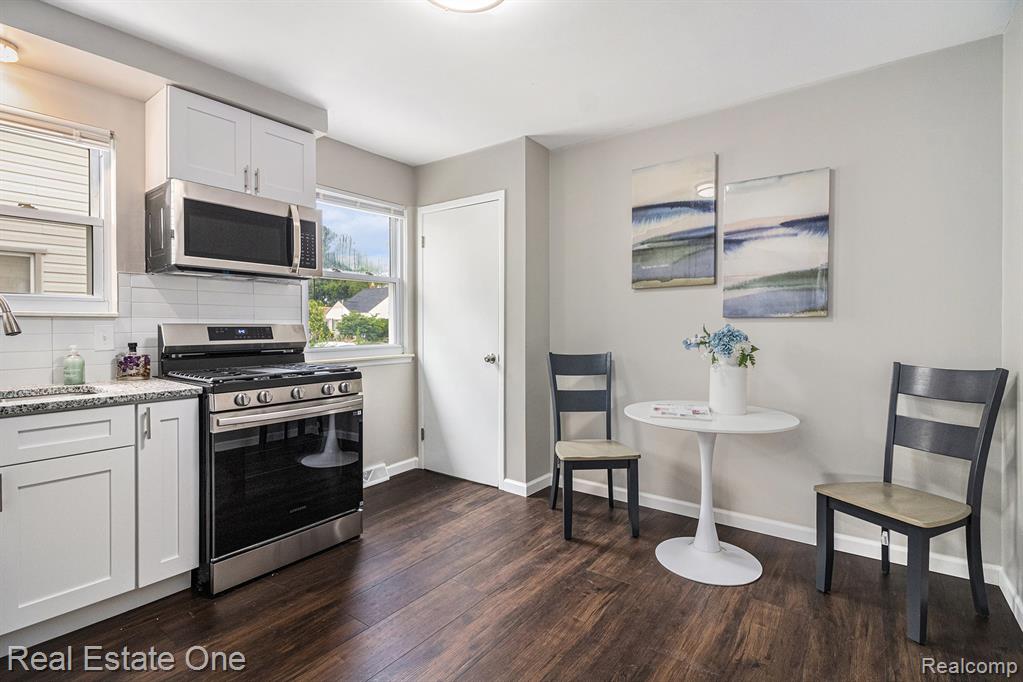 669 Highland Avenue, Lincoln Park, MI 48146 — Photo 9
