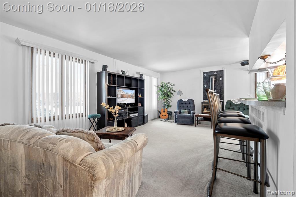 30352 Windsor, 21, Rockwood, MI — Photo 6