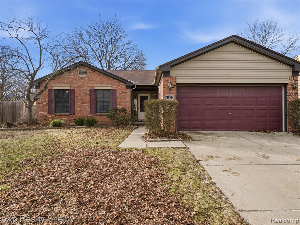 41670 Amberly Drive, Clinton Twp, MI 48038 — Photo 2