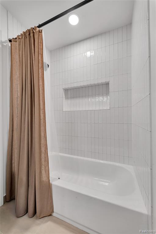 417 Curry Avenue, Royal Oak, MI 48067 — Photo 22
