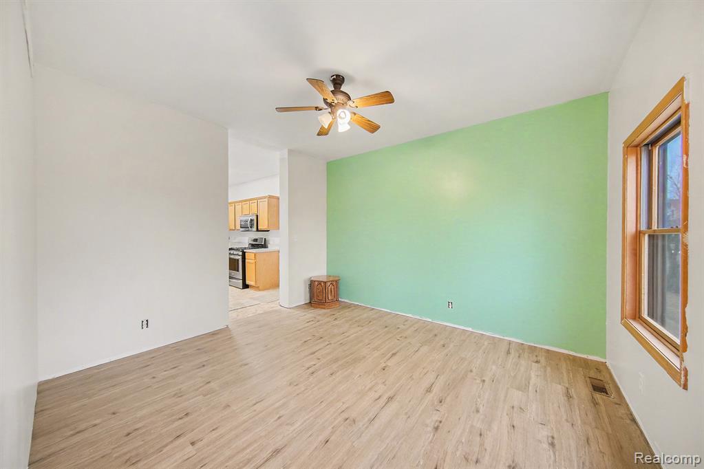 23780 Carleton West Road, Belleville, MI 48111 — Photo 8