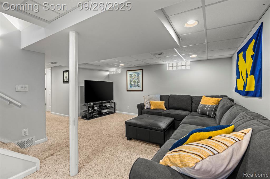 512 Marlin Avenue, Royal Oak, MI 48067 — Photo 22