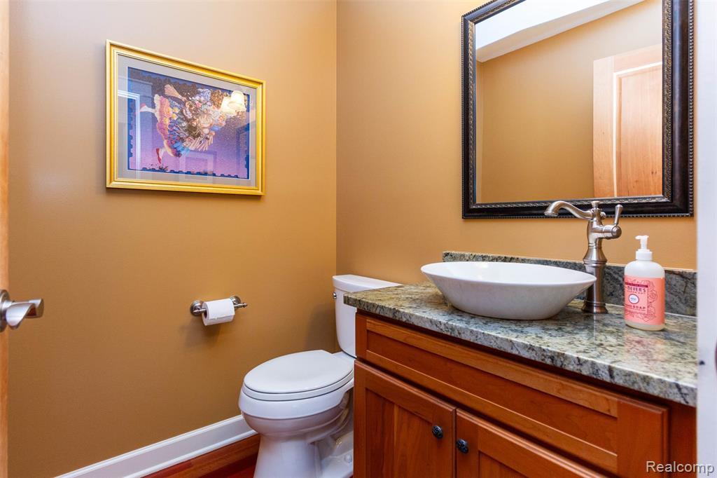9887 Hadley Road, Clawson, MI 48348 — Photo 26