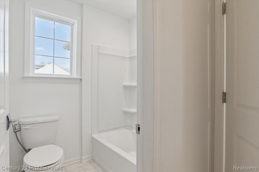 2843 DILLON Drive, Ann Arbor, MI 48105 — Photo 42