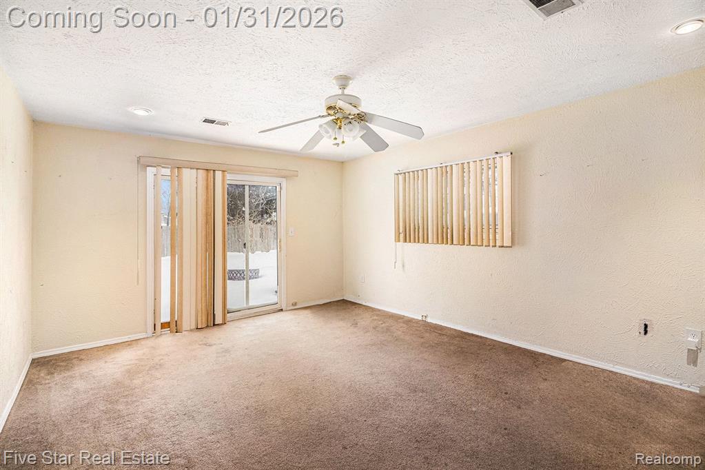 669 Provincetown Road, Auburn Hills, MI 48326 — Photo 15
