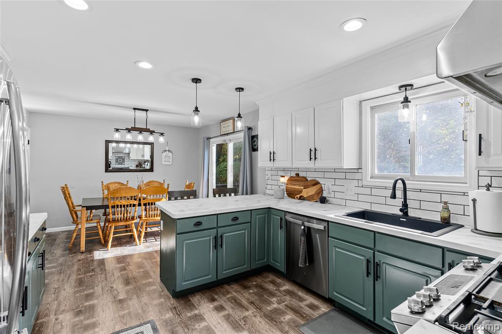 4971 N Tipsico Lake Road, Hartland, MI 48353 — Photo 8