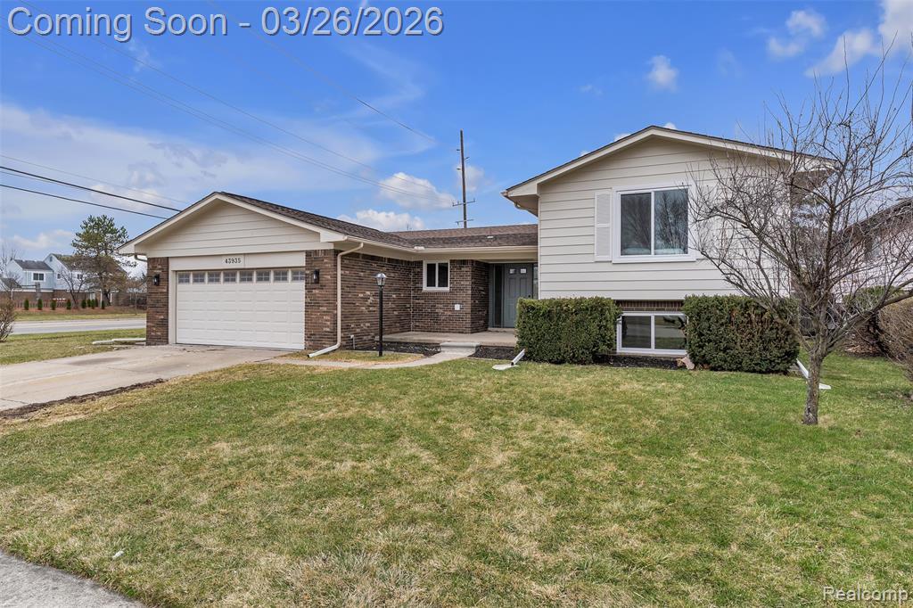 43935 Harsdale Drive, Canton, MI 48187 — Photo 3