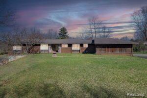 8825 ORTONVILLE Road, Clarkston, MI 48348 — Photo 56