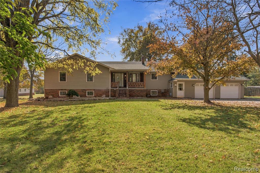 8710 Brookville Road, Plymouth, MI 48170