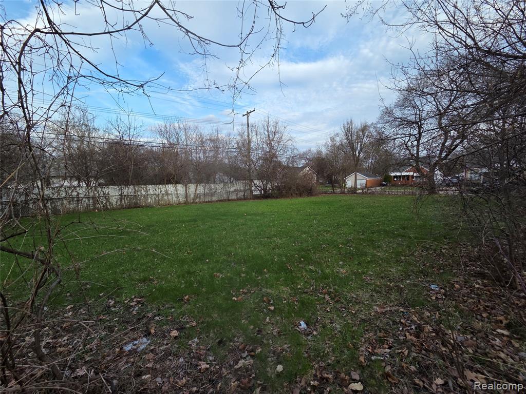 256-2 CEDARDALE Avenue, Pontiac, MI, 48341