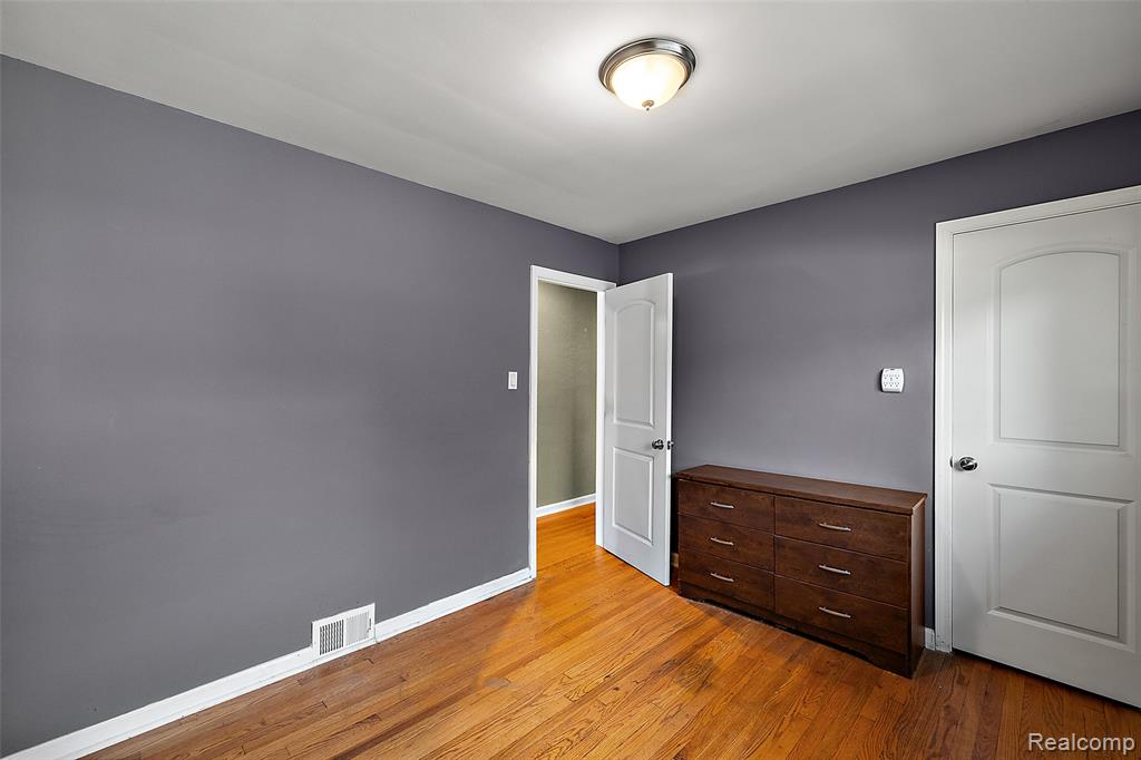 505 E Meyers Avenue, Hazel Park, MI 48030 — Photo 25
