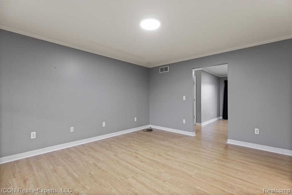 5580 HEGEL Road, Goodrich Vlg, MI — Photo 5