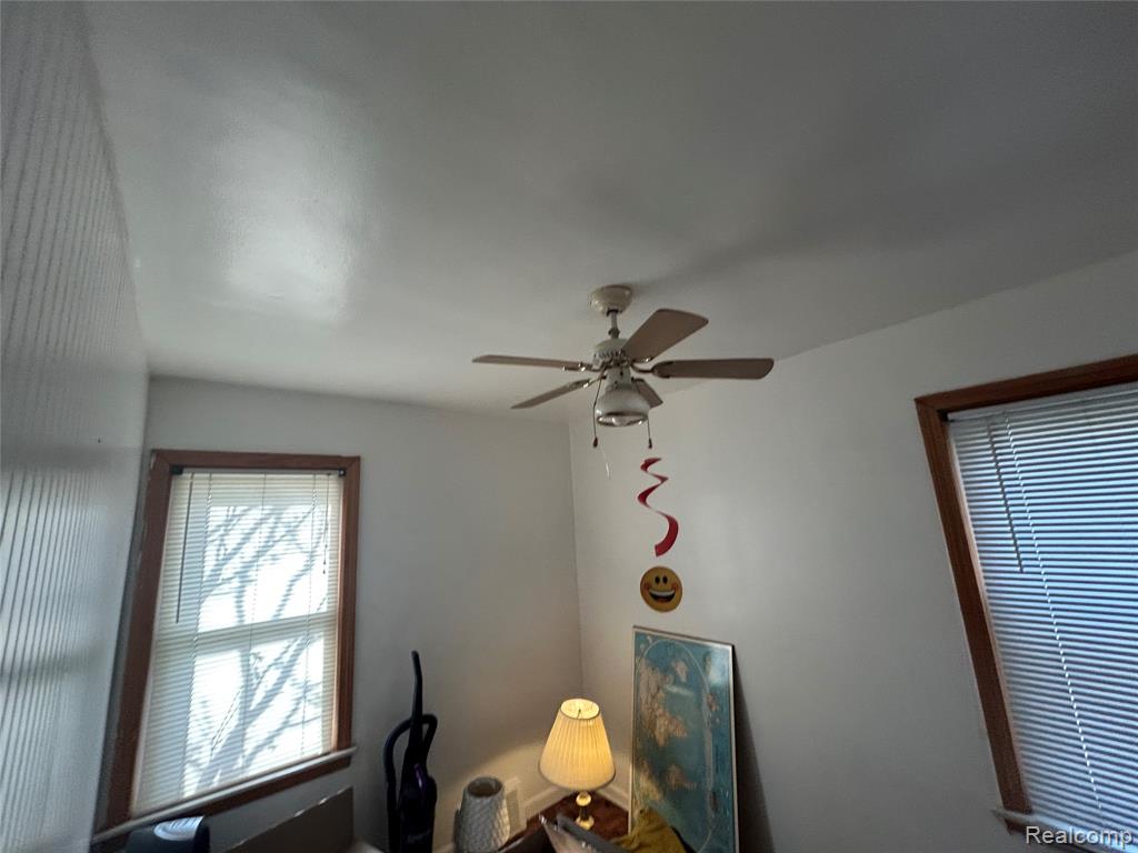 16910 Pembroke Avenue, Detroit, MI 48235 — Photo 15