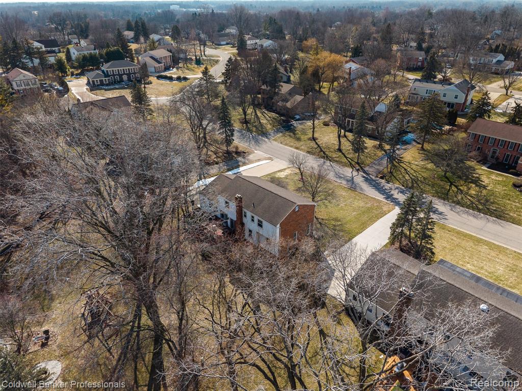 4347 Apple Valley Lane, West Bloomfield, MI 48323 — Photo 50