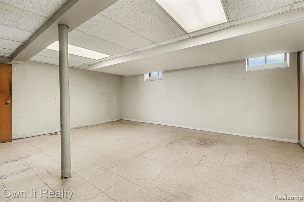 6791 Winthrop Street, Detroit, MI 48228 — Photo 18
