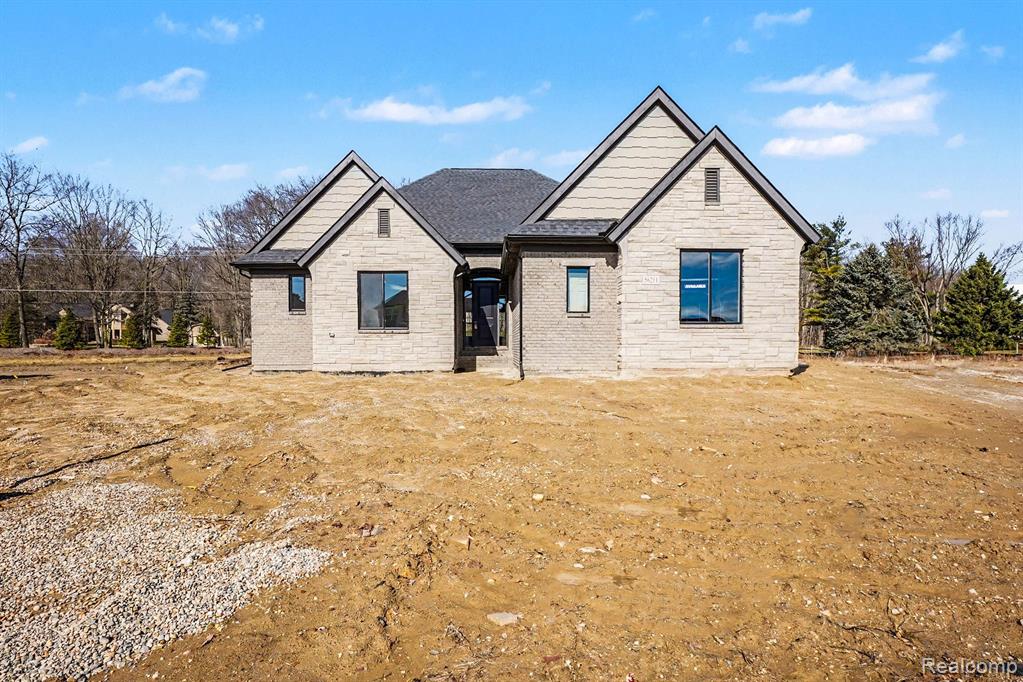 56211 Stone Falcon Drive, Shelby Twp, MI 48315 — Photo 2