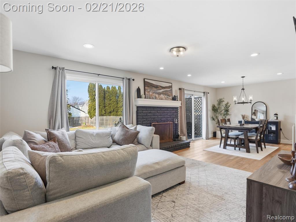 34245 Jefferson Avenue, MI — Photo 17