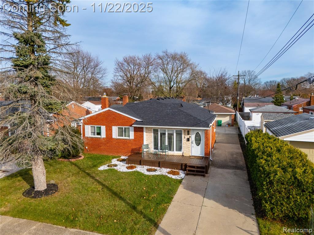 6528 Sterling Court, Garden City, MI — Photo 3
