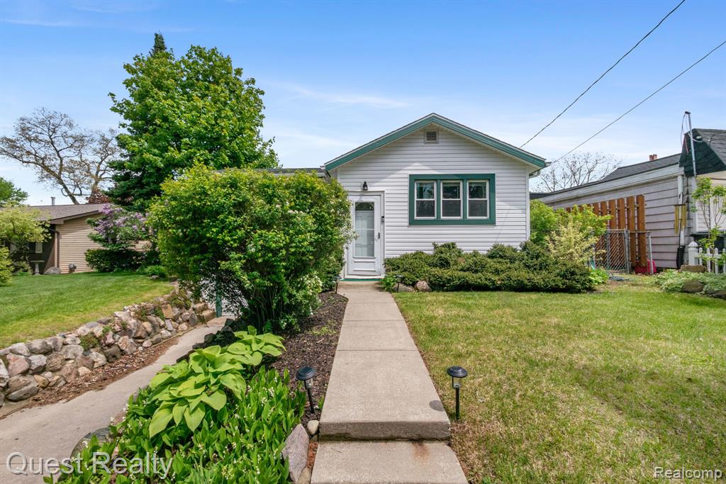 4806 Harding Avenue, Clarkston, MI — Photo 4