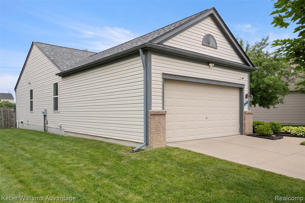 7501 Carlton Drive, Ypsilanti, MI 48197 — Photo 3
