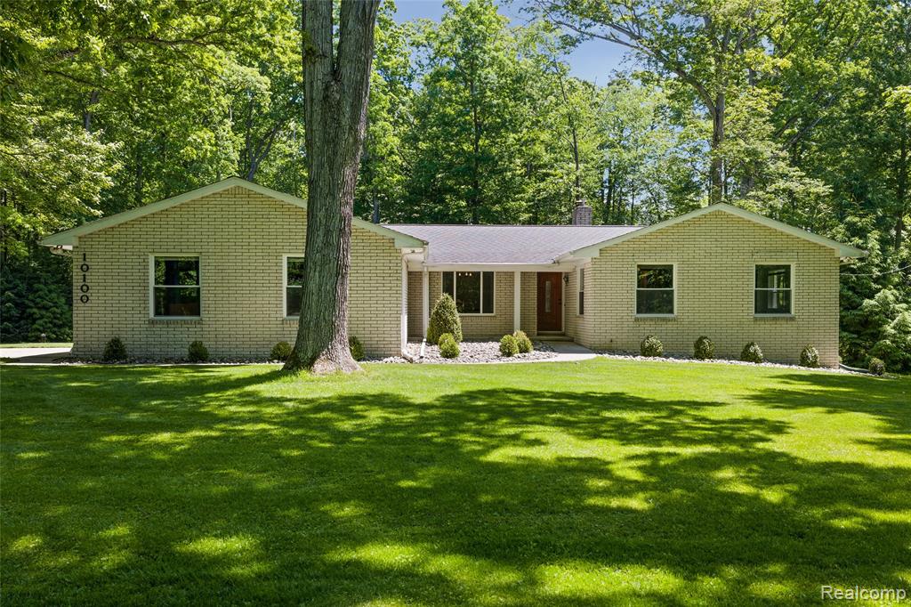 10100 Bridge Lake Road, Clarkston, MI 48348 — Photo 30
