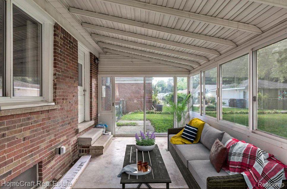 9987 BRADY, Redford, MI 48239 — Photo 25