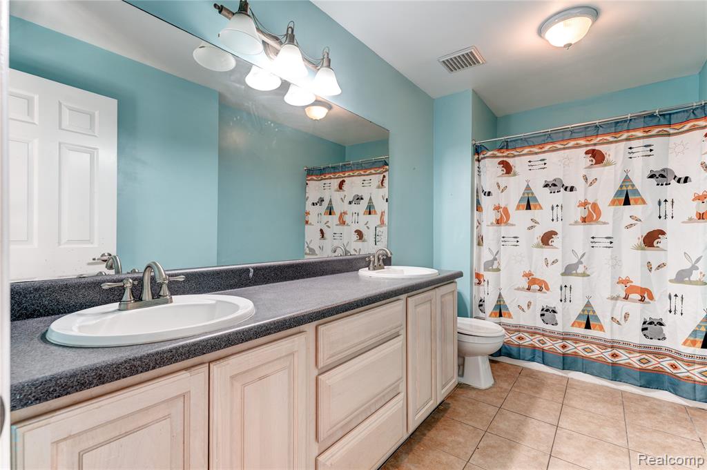 11709 Osprey Bay Road, Davisburg, MI 48350 — Photo 21