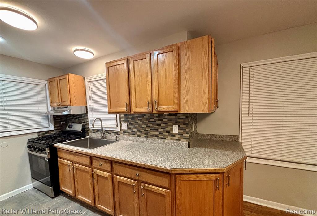 78 E Strathmore Avenue, Pontiac, MI 48340 — Photo 10