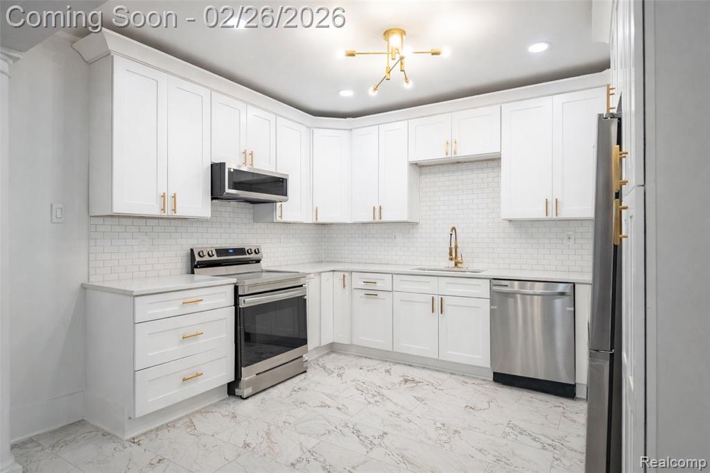 2270 W Philadelphia Street, Detroit, MI 48206 — Photo 16
