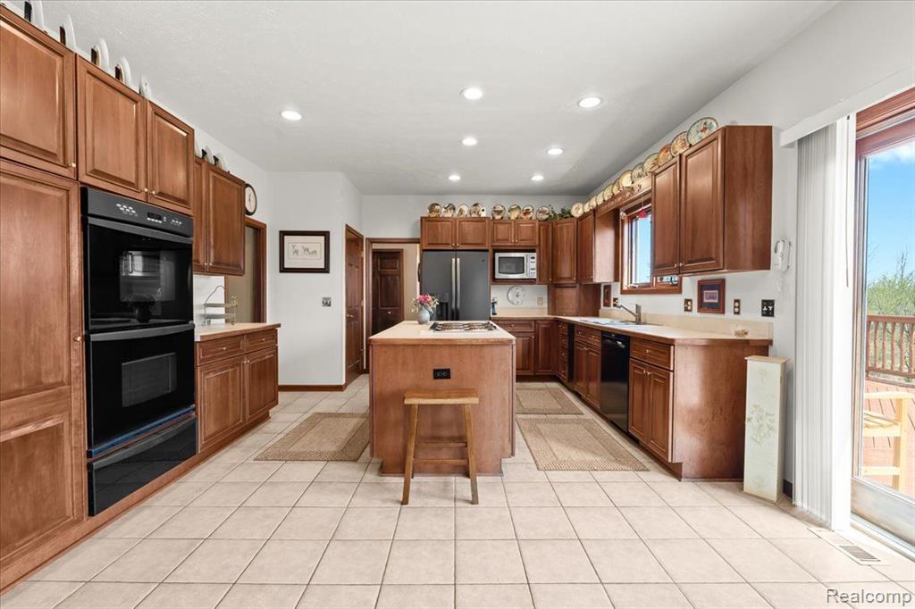 5421 BRADLEY Road, Gregory, MI 48137 — Photo 11