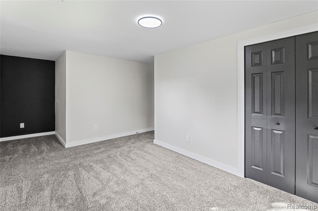 1460 W Silverbell Road, Lake Orion, MI — Photo 62