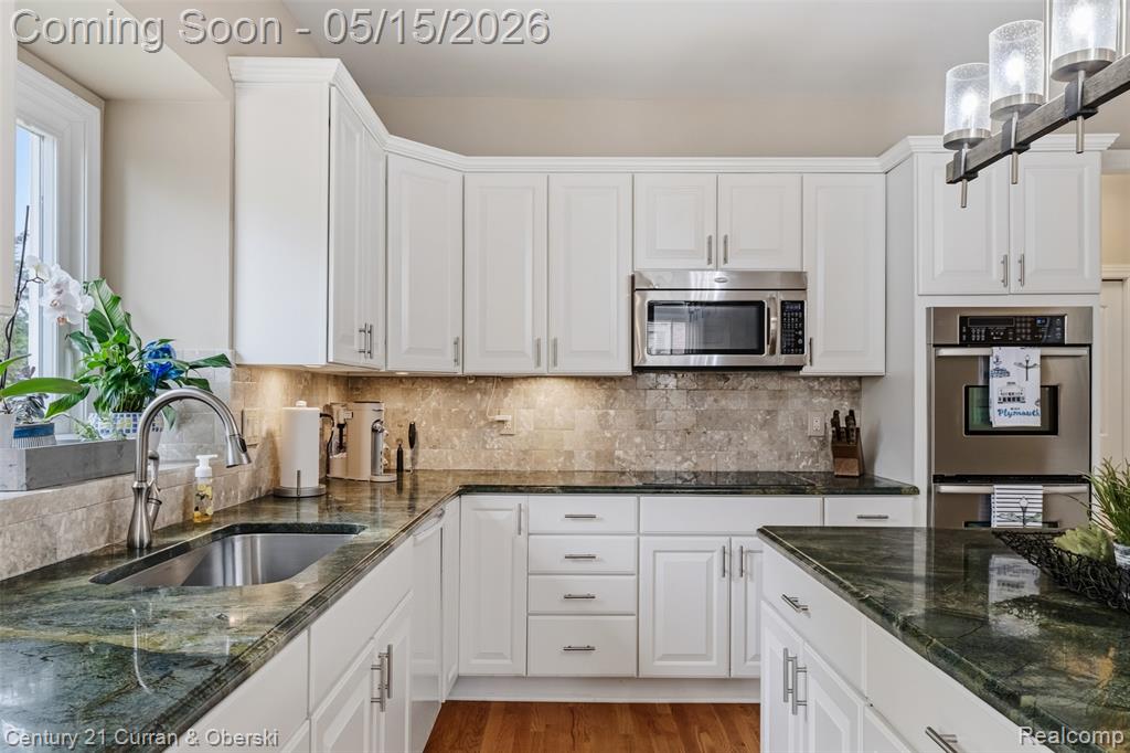 11687 E Hills Drive, Plymouth, MI 48170 — Photo 21