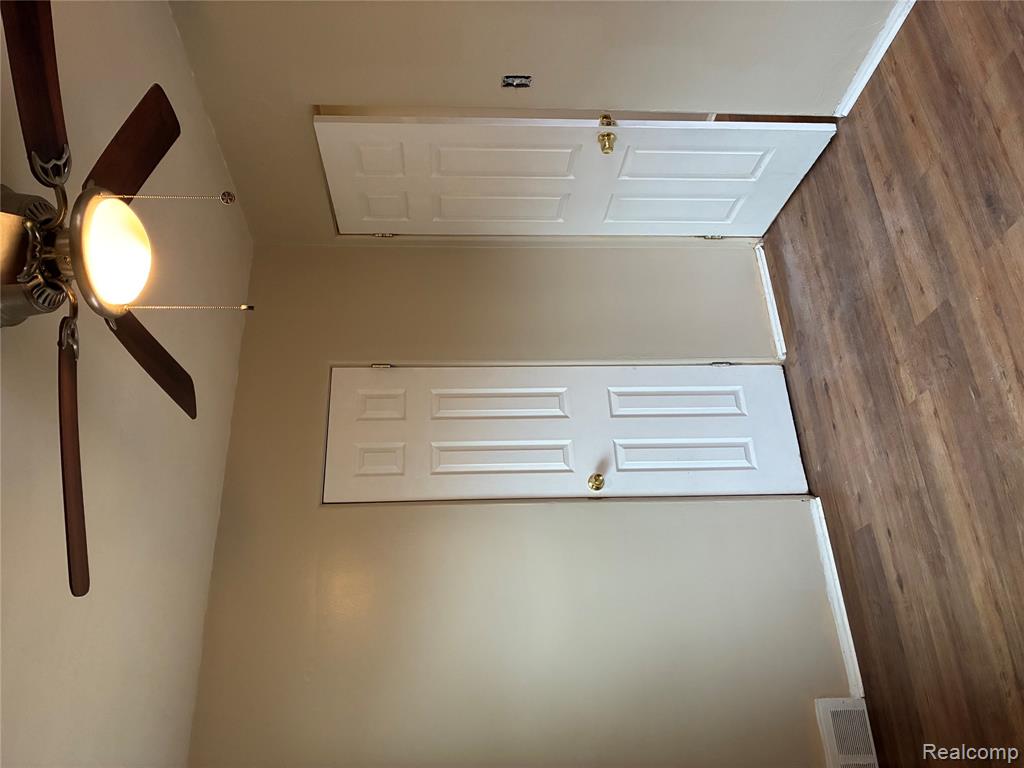 19352 Evergreen Road, Detroit, MI 48219 — Photo 23
