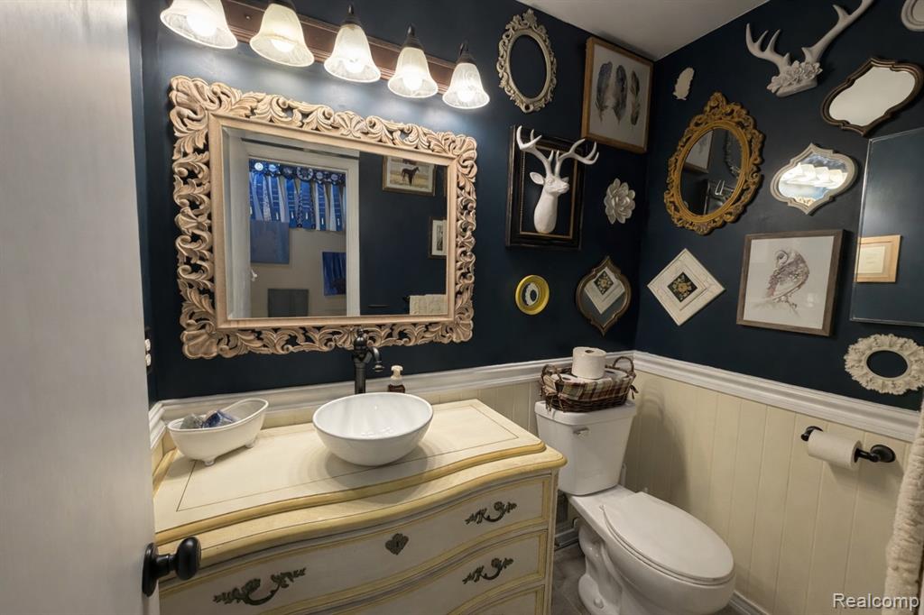 39540 Aynesley Street, Clinton Twp, MI 48038 — Photo 11