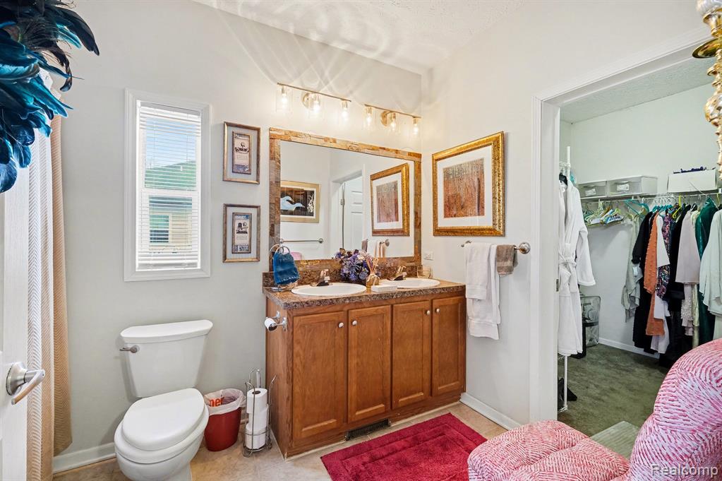 562 Williams Street, Flint, MI 48503 — Photo 16