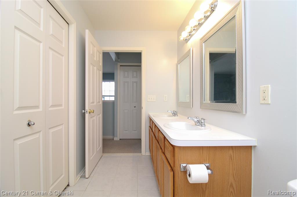 3571 BROOKLYN Drive, Canton, MI 48188 — Photo 27