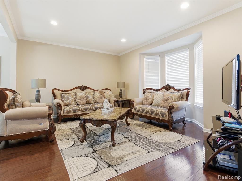 47450 Ellery Lane, Canton, MI 48187 — Photo 8
