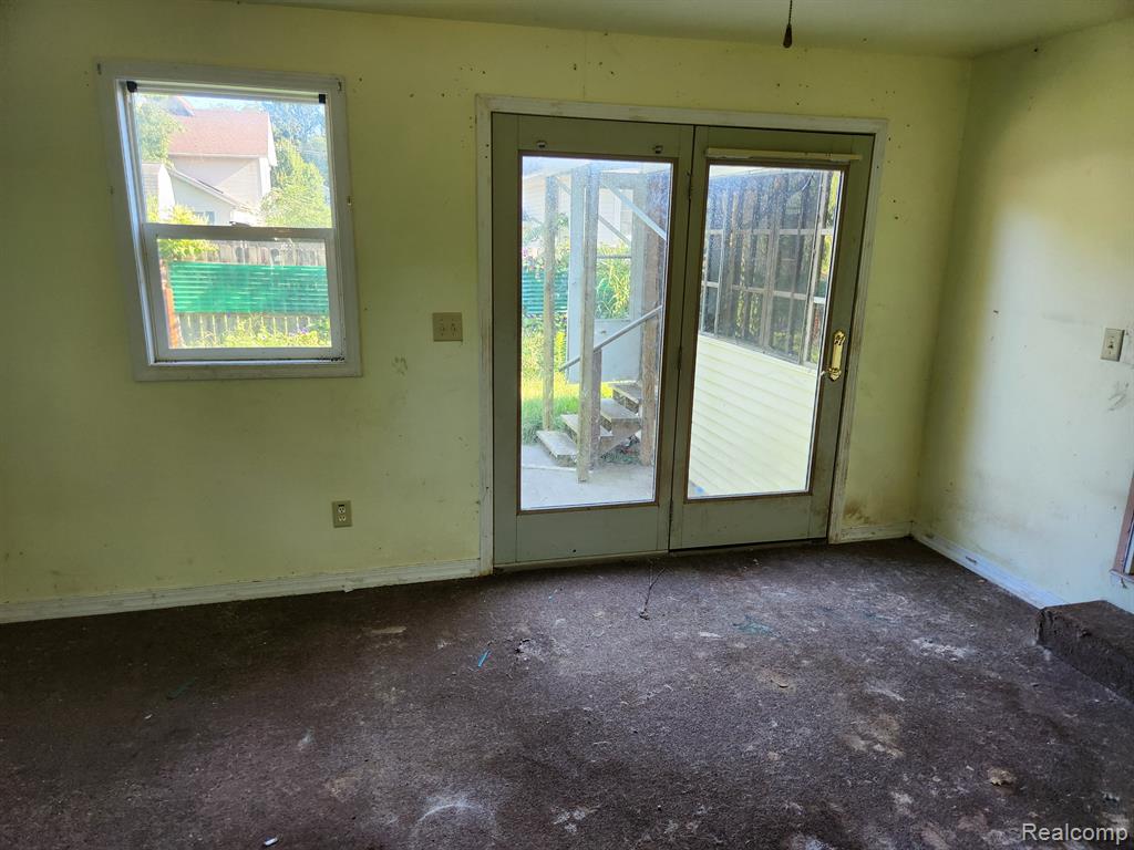 315 MCOMBER Street, Dowagiac, MI 49047 — Photo 17