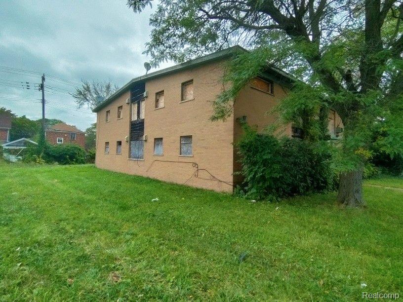 9610 WHITTIER Street, Detroit, MI 48224 — Photo 4