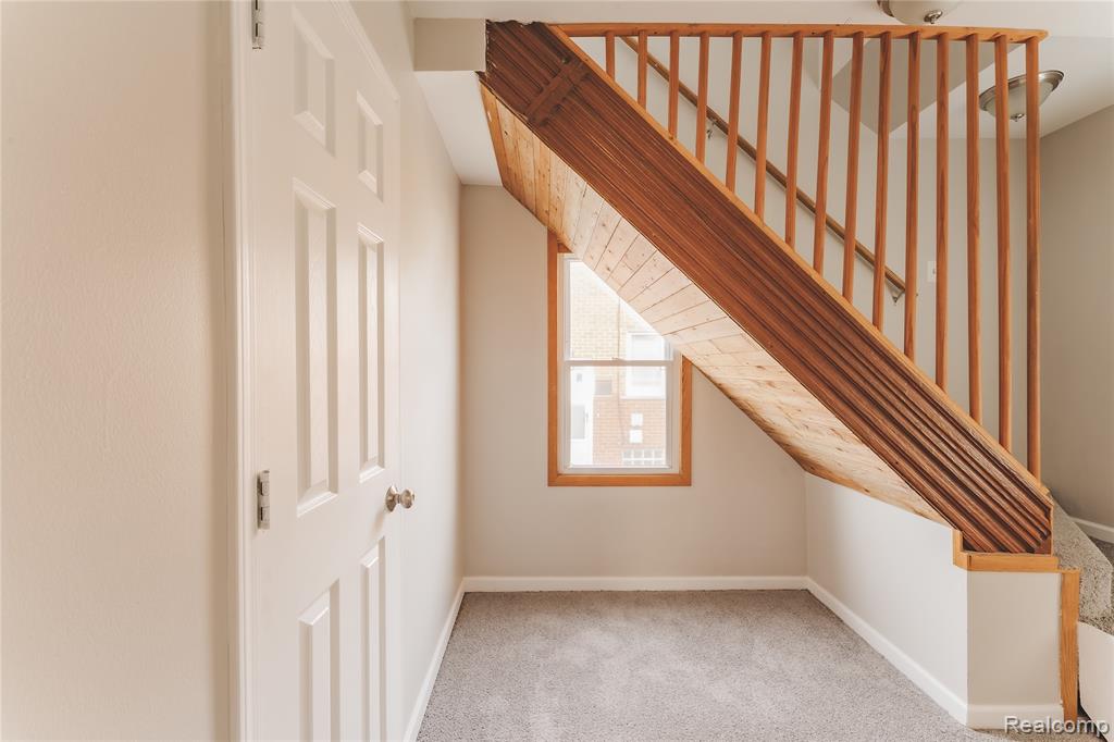 15765 Nicolai Avenue, Eastpointe, MI 48021 — Photo 24