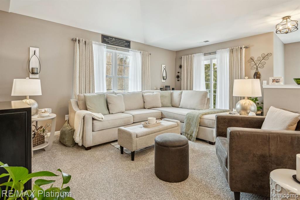 3072 KNEELAND Circle, Howell, MI 48843 — Photo 3